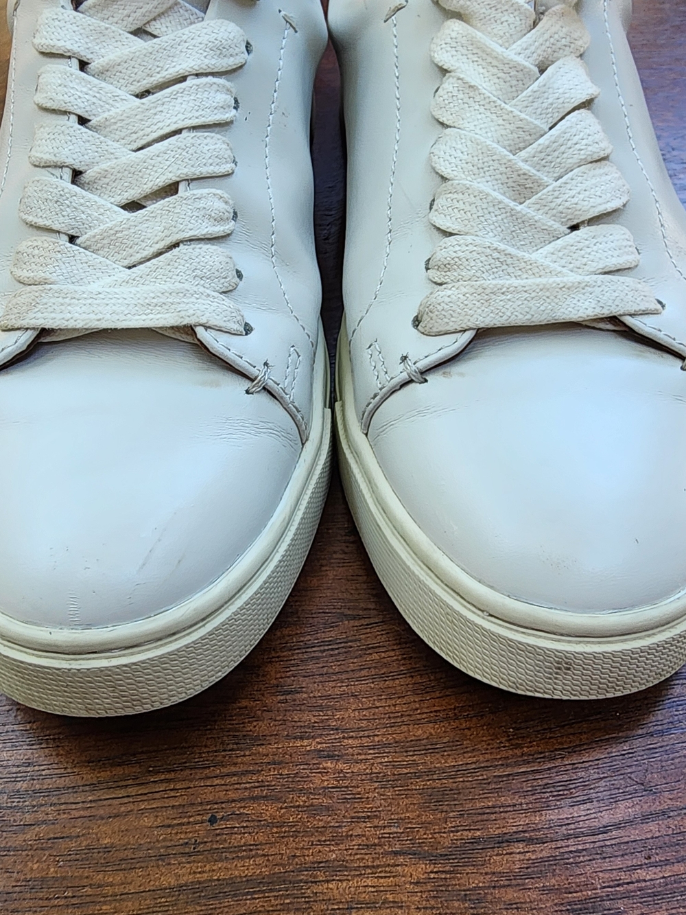 Frye Ivy Low Lace White Leather Sneakers Snake Print Embossed Heel [6] - Picture 4 of 11